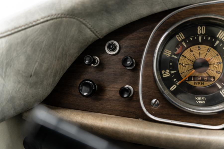 Панель приборов Auto Union 1000 SP Coupe 1960 года  (фото 33 из 84)